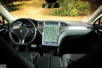 Interieur_Tesla-Model-S-P85D_43
                                                        width=