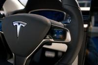 Interieur_Tesla-Model-X_18
                                                        width=