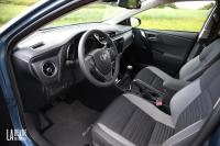 Interieur_Toyota-Auris-1.2l-Essence_24