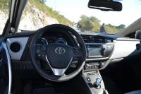 Interieur_Toyota-Auris-2-Hybride_22