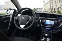 Interieur_Toyota-Auris-D-4D-Dynamic_27
                                                        width=