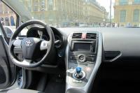 Interieur_Toyota-Auris-HSD-Dynamique_31