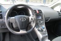 Interieur_Toyota-Auris-HSD-Dynamique_32