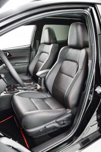 Interieur_Toyota-Auris-Touring-Sports-Black_6