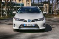 Exterieur_Toyota-Auris-Touring-Sports-Hybride_5