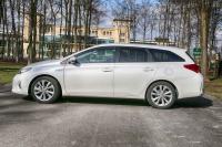 Exterieur_Toyota-Auris-Touring-Sports_11