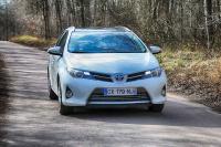 Exterieur_Toyota-Auris-Touring-Sports_3