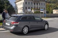 Exterieur_Toyota-Avensis-2009-Cross-Sport_10