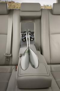 Interieur_Toyota-Avensis-2009_21