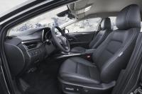 Interieur_Toyota-Avensis-2015_37
                                                        width=