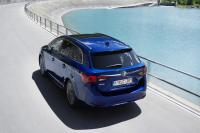 Exterieur_Toyota-Avensis-Touring-Sports-2015_40