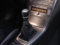 Interieur_Toyota-Avensis_35
                                                        width=