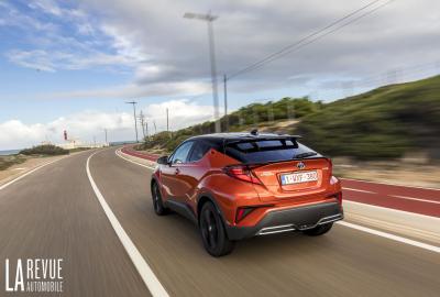 Image principale de l'actu: Essai nouveau C-HR Hybride 2.0 : Ma Toy n’a que de la gueule ?