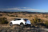 Exterieur_Toyota-C-HR-Hybrid_2
                                                        width=