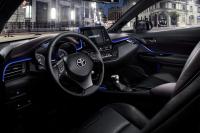 Interieur_Toyota-CHR-2016_12
                                                        width=