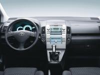 Interieur_Toyota-Corolla-Verso_37