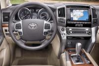 Interieur_Toyota-Land-Cruiser-SW-V8_11