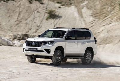 Exterieur_toyota-land-cruiser-millesime-2021-avec-black-pack_0