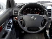 Interieur_Toyota-Land-Cruiser_50
                                                        width=