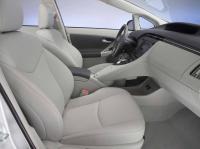 Interieur_Toyota-Prius-2010_47