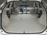 Interieur_Toyota-Prius-2010_27