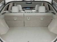 Interieur_Toyota-Prius-2010_28