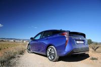 Exterieur_Toyota-Prius-4_14