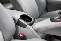 Interieur_Toyota-Prius-Hybride-2012_8
                                                        width=