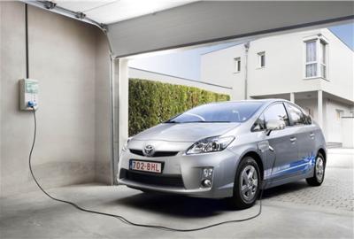 Images toyota prius plugin 