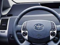 Interieur_Toyota-Prius_52