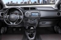 Interieur_Toyota-Yaris-2012_38
                                                        width=