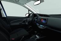 Interieur_Toyota-Yaris-2014_27