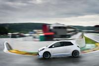 Exterieur_Toyota-Yaris-Hybrid-R_6