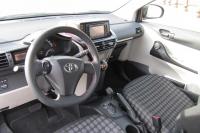 Interieur_Toyota-iQ-VVTi-Multidrive_33