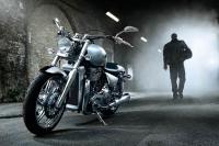 Exterieur_Triumph-Thunderbird_0
                                                                        width=