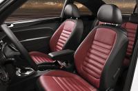 Interieur_Volkswagen-Beetle_9
                                                        width=