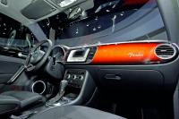 Interieur_Volkswagen-Coccinelle-Fender_4
                                                        width=