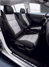 Interieur_Volkswagen-CrossGolf_6
                                                        width=