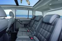 Interieur_Volkswagen-CrossTouran_13
                                                        width=