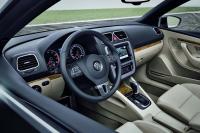 Interieur_Volkswagen-Eos-2011_28
                                                        width=