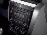 Interieur_Volkswagen-Fox_24