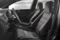 Interieur_Volkswagen-Golf-6-GTD_8
                                                        width=