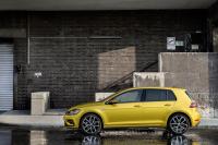 Exterieur_Volkswagen-Golf-7-Restylee_32
                                                        width=