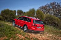 Exterieur_Volkswagen-Golf-Alltrack_4
                                                        width=