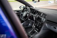 Interieur_Volkswagen-Golf-R-SW-2016_42