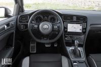 Interieur_Volkswagen-Golf-R-SW_23