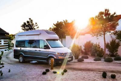 Image principale de l'actu: C'est ringard le camping-car ? Le Grand California fête sa 1000ème livraisons