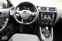 Interieur_Volkswagen-Jetta-Hybrid-1,4-TSI_20