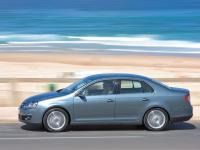 Exterieur_Volkswagen-Jetta_13