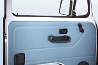 Interieur_Volkswagen-Kombi-Last-Edition_17